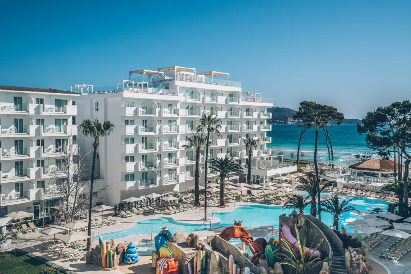 Iberostar Waves Alcudia Park - Image 1