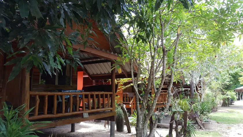 Pasai Beach Lodge - Image 1