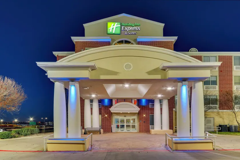 Holiday Inn Express Lake Worth NW Loop 820 by IHG - Image 1