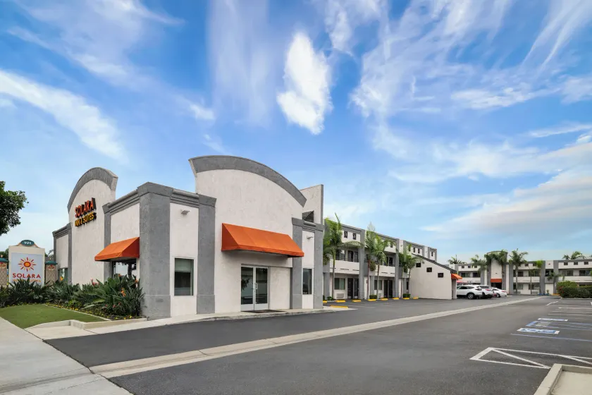 Solara Inn and Suites - Image 1