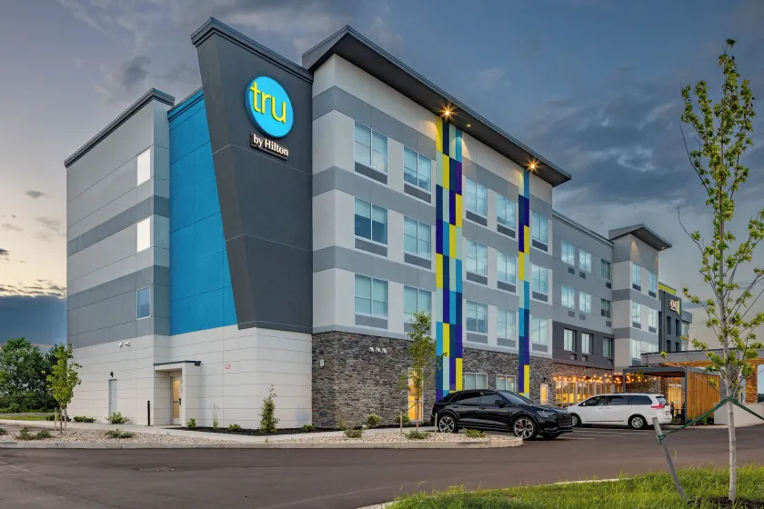 Tru By Hilton Kalamazoo - Image 1