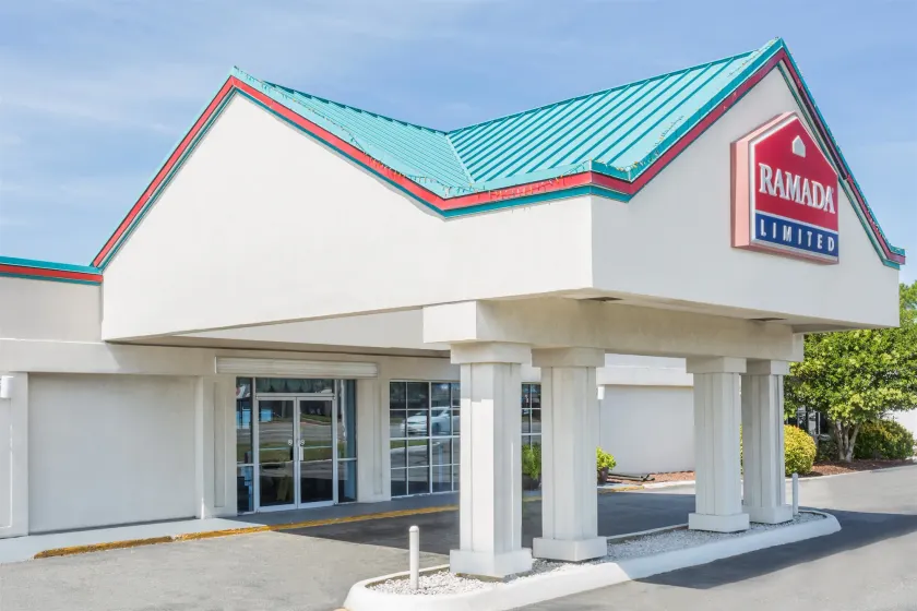 Ramada Limited Norfolk - Image 1