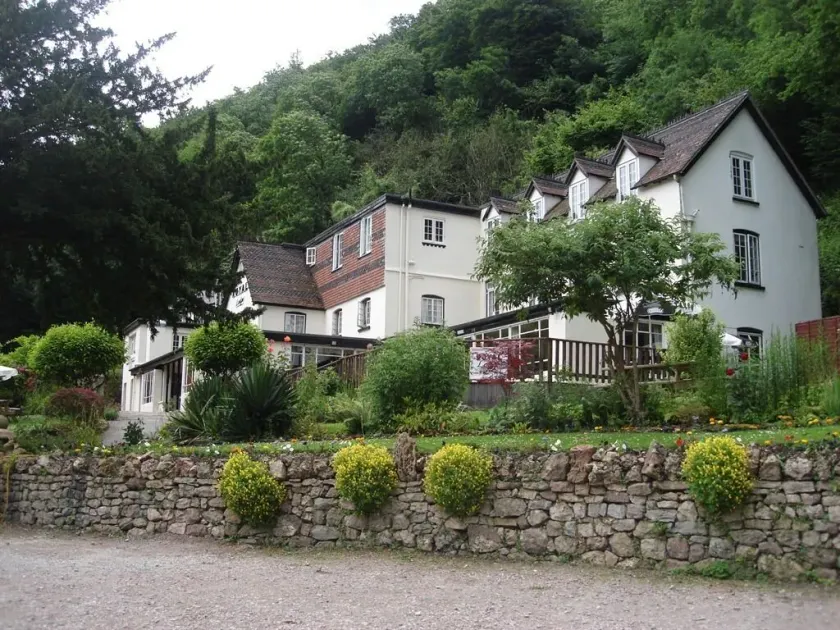 Royal Lodge - Image 1