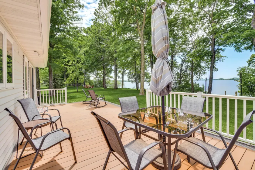 Spacious Detroit Lakes Home w/ Private Deck! - Image 1