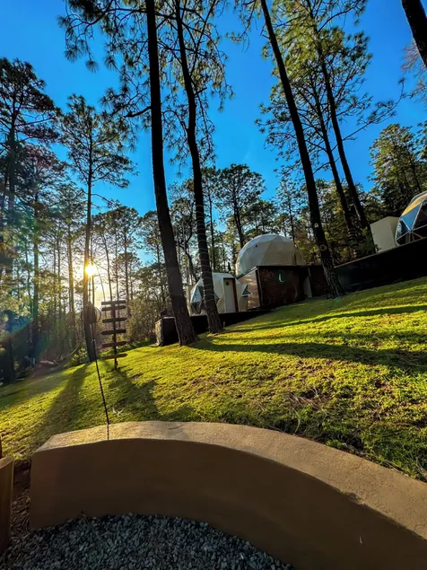 Luahara Glamping Tapalpa – Domo Natural Experience - Image 1