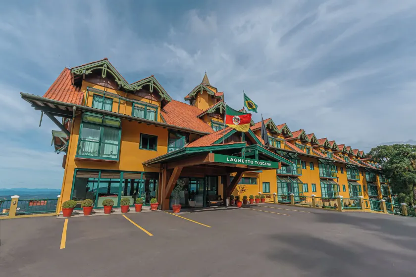Hotel Laghetto Toscana - Image 1
