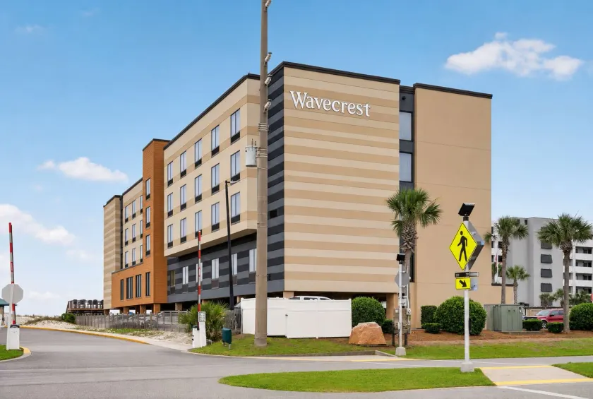 Wavecrest Lodge - Image 1