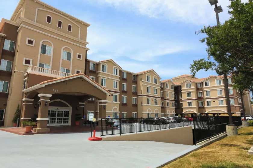 Staybridge Suites Silicon Valley - Milpitas by IHG - Image 1