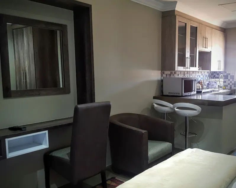 Sangiro Game Lodge - Sustainable Electricity and Water - Image 1