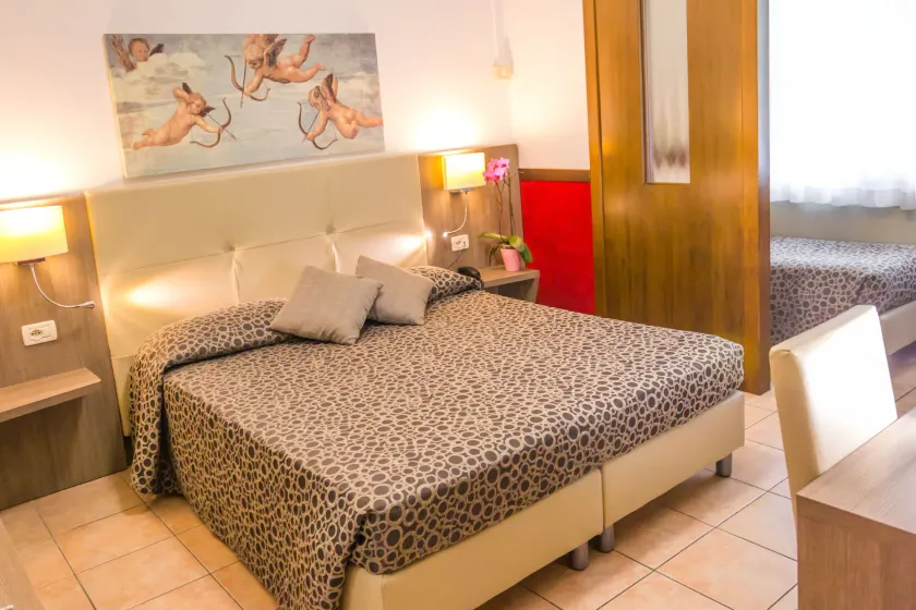 Hotel Roma - Image 1