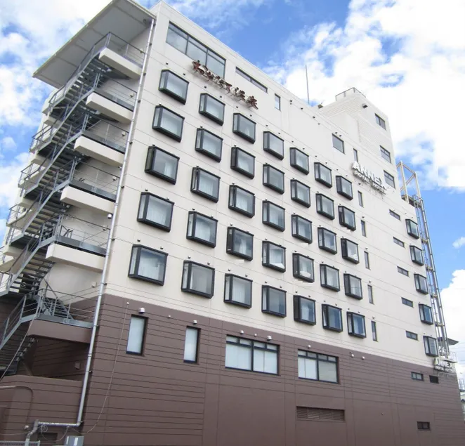 Annex Royal Hotel - Image 1