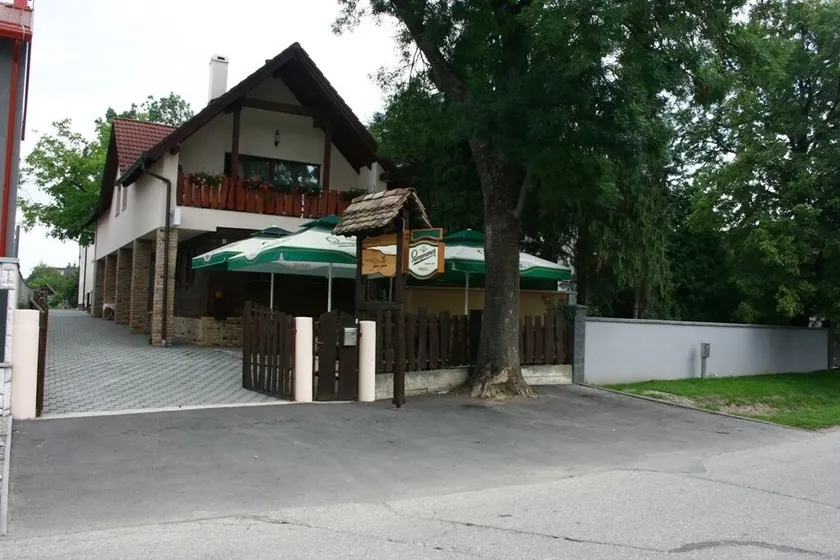 Hotel Guesthouse Stari Jasen - Image 1