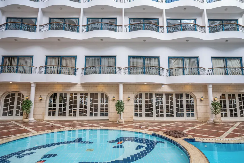 Azal Pyramids Hotel - Image 1