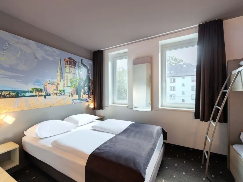 B&B Hotel Düsseldorf-Hbf - Image 1