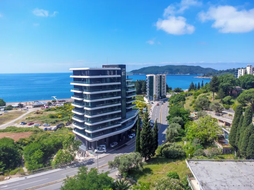 Bellemond Hotel & Residences - Image 1