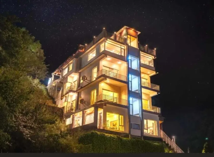 Wood Stock Kasauli - Rooms & Cottages - Panoramic View & Balcony Rooms - Image 1