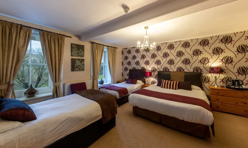 Alston House Hotel - Image 1