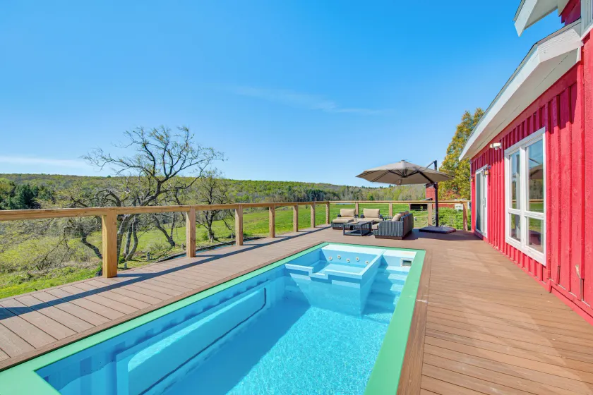 90-acre Gem w/ Custom Pool & 2 Ponds in Jefferson - Image 1
