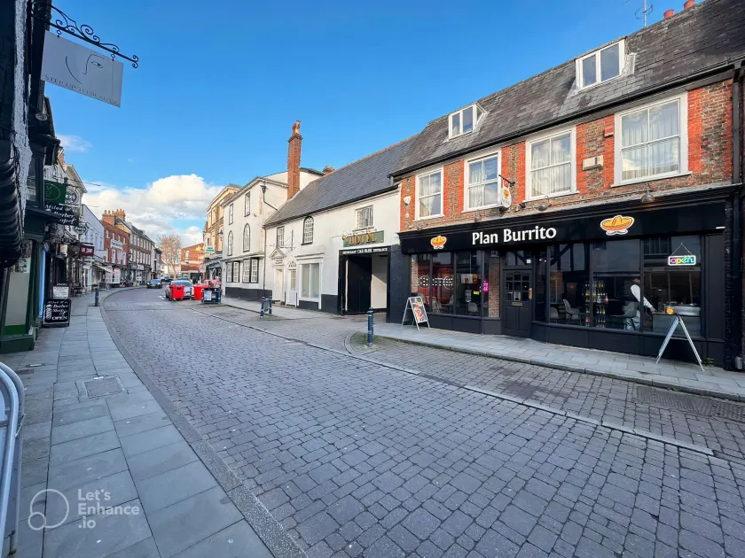 Villare Hitchin Town Centre - Image 1