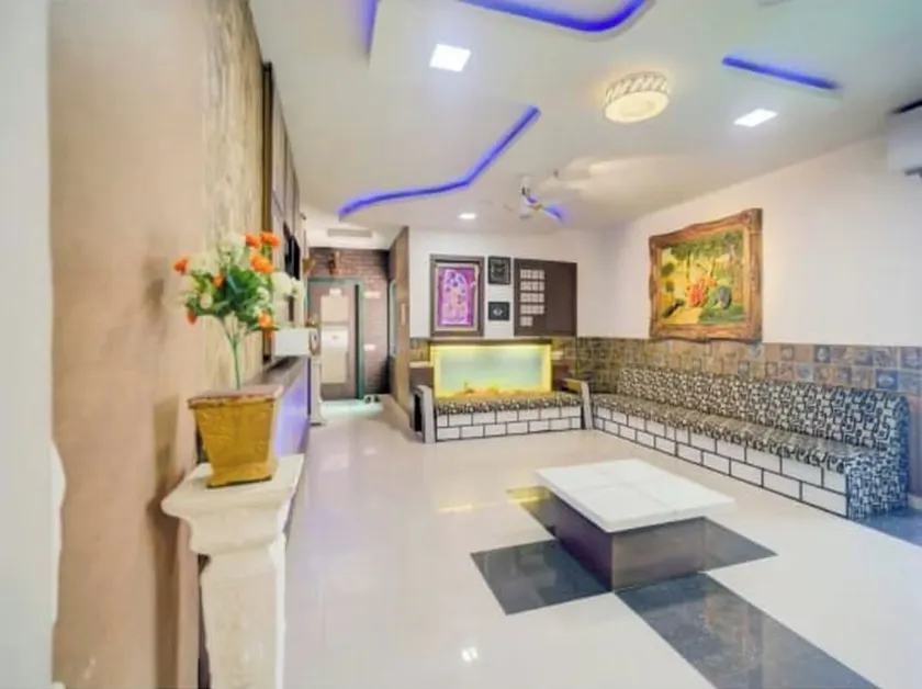 Hotel Ayaansh - Lobby