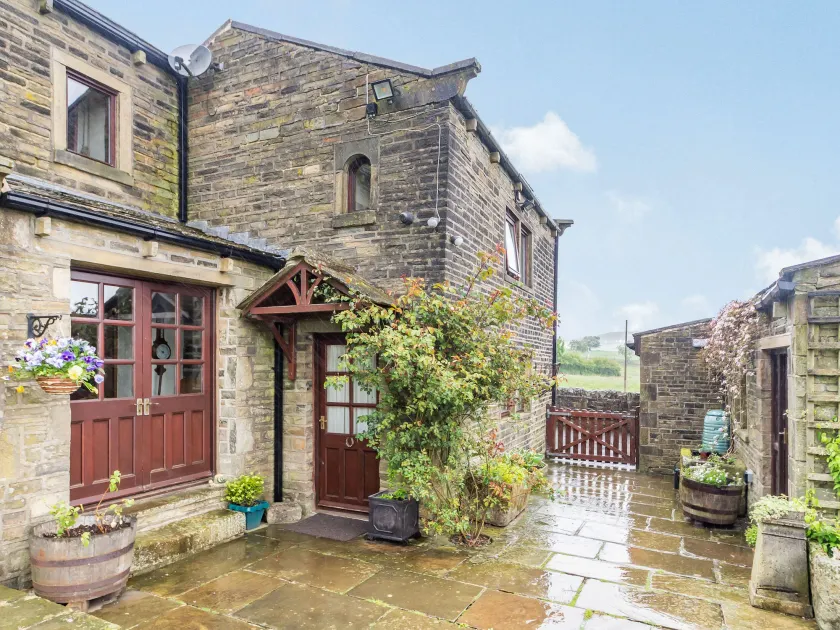 Green Clough Farm - Image 1