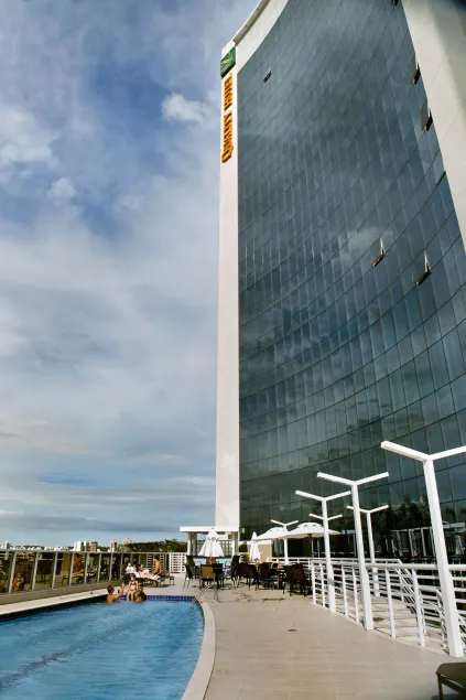 Quality Hotel Vitória - Image 1