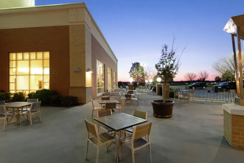Embassy Suites Northwest Arkansas - Hotel, Spa & Convention - Image 1
