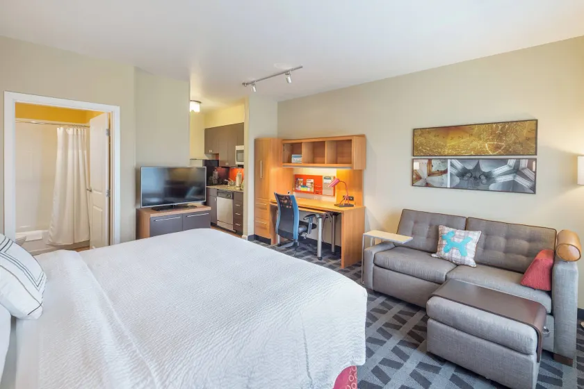 TownePlace Suites by Marriott Portland Vancouver - Image 1