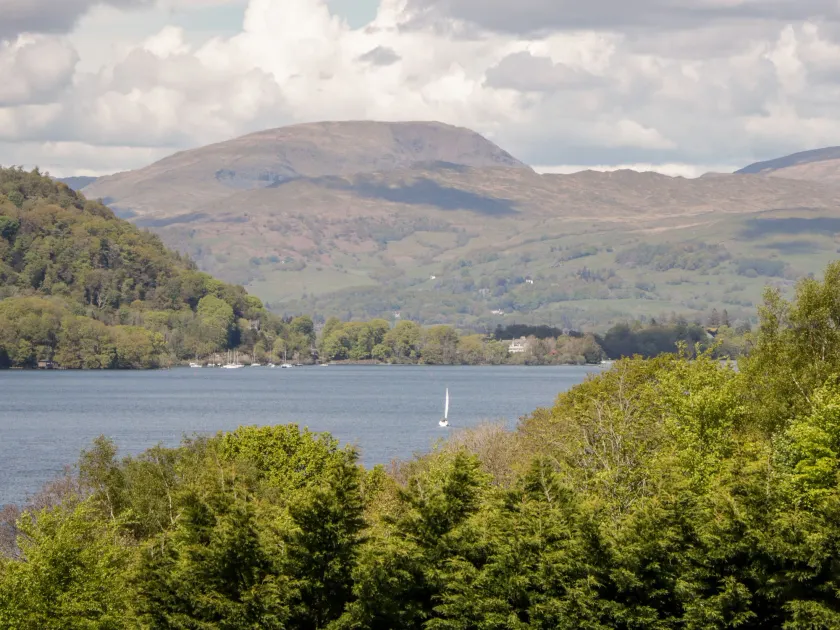 Howgill Lodge - Image 1