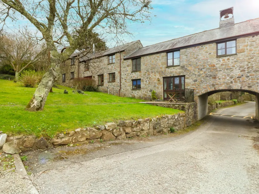 Bell Cottage - Image 1