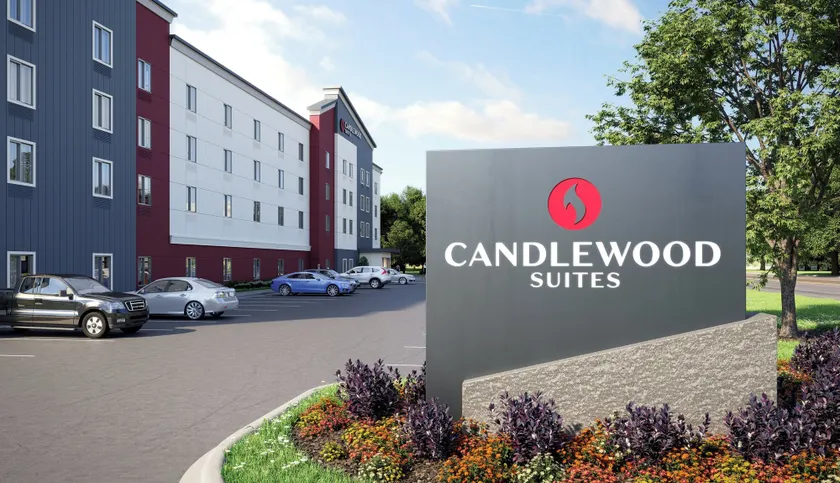 Candlewood Suites Pembroke by IHG - Image 1