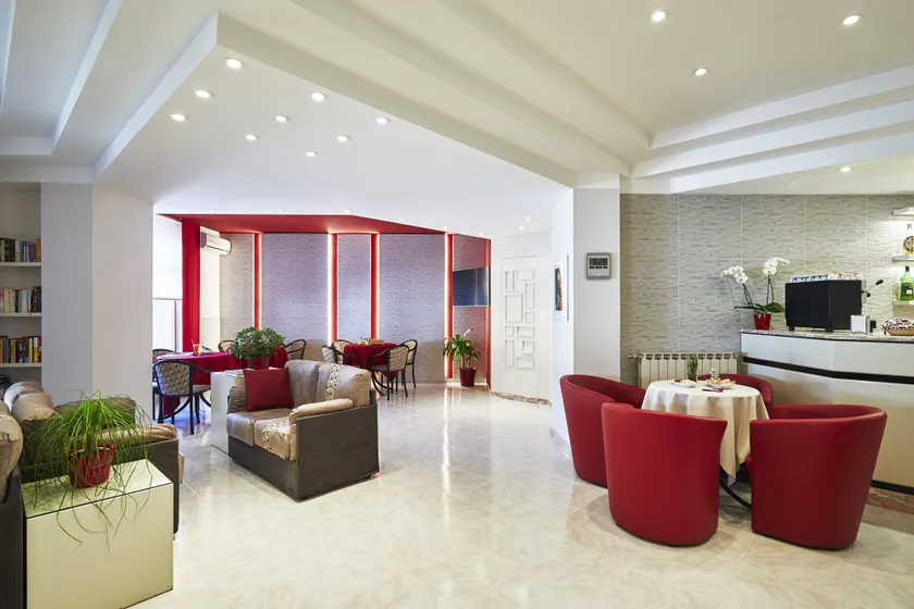 Santa Caterina Hotel & Bike - Image 1