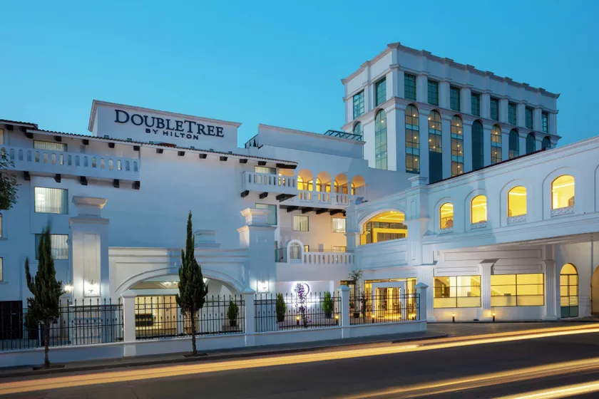 DoubleTree by Hilton Toluca - Image 1