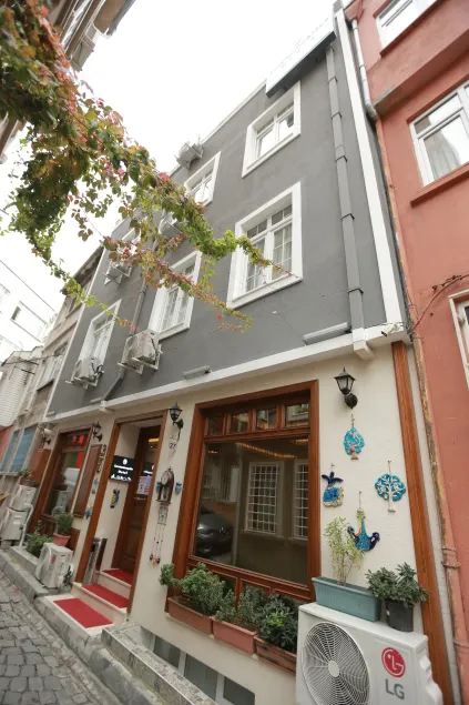 Constantinopolis Hotel - Image 1