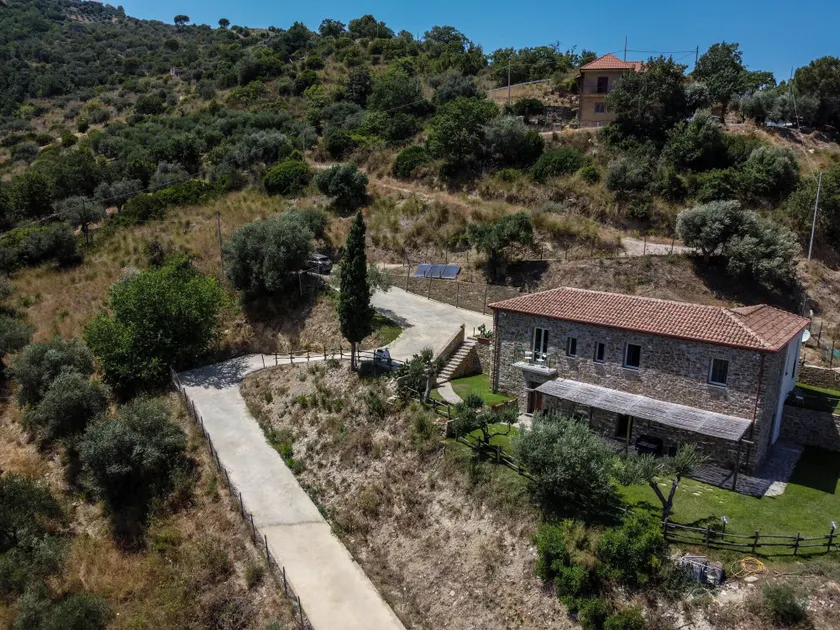 Country House L'antica Pietra - Image 1