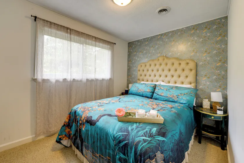 Easy Raleigh Access! Quaint Apt w/ Patio - Image 1