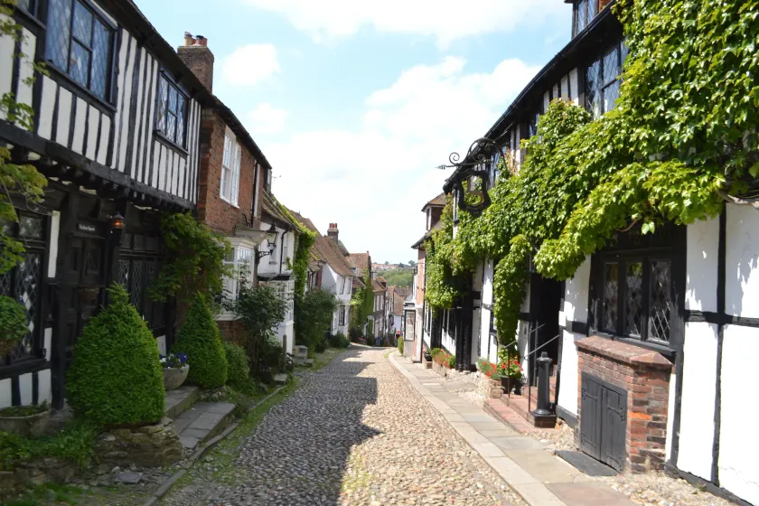 Mermaid Inn - Image 1