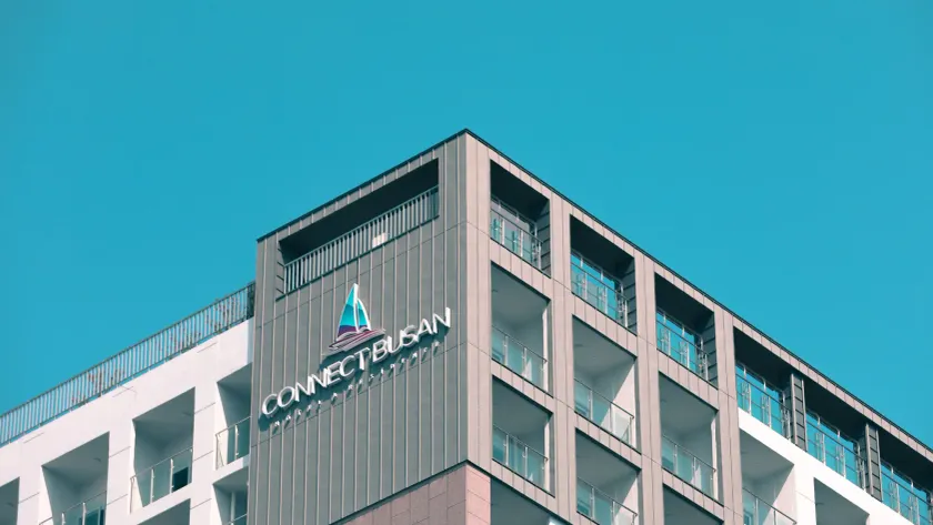 Connect Busan Hotel & Residence - Image 1