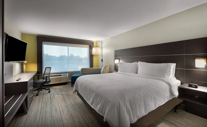 Holiday Inn Express - Lake Park by IHG - Room