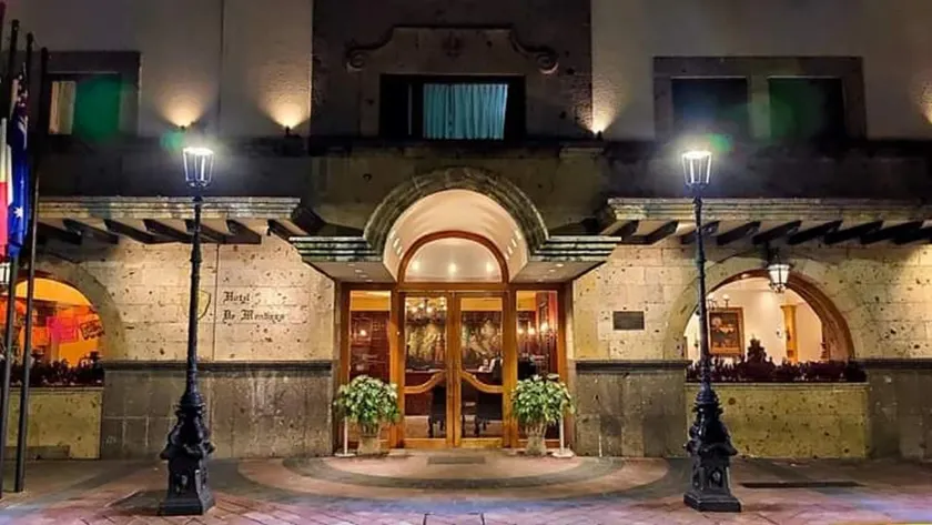 Hotel de Mendoza - Image 1