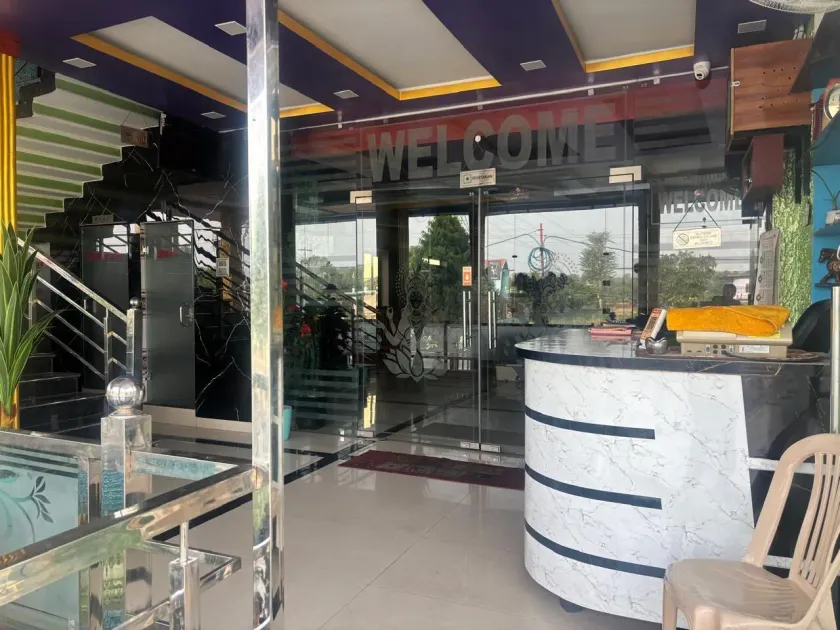 Himani Hotel - Lobby