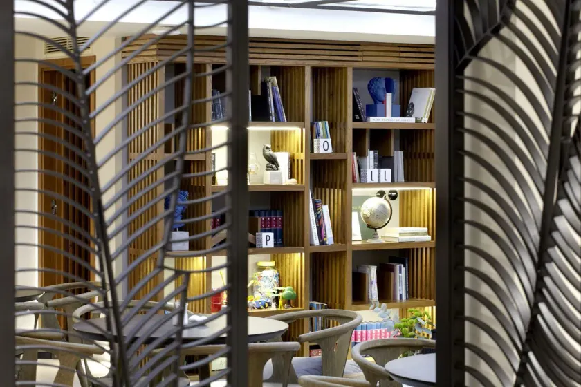Apollon Library Suites - Image 1