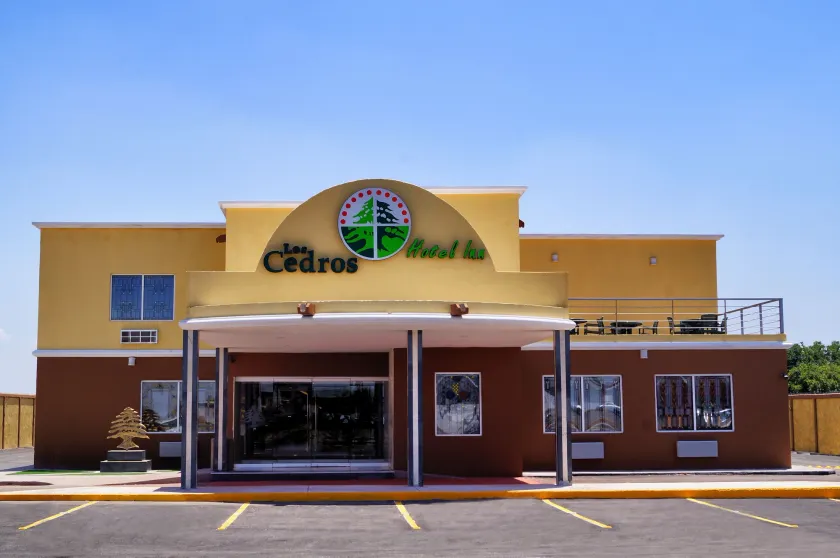 Los Cedros Hotel Inn Torreon - Image 1