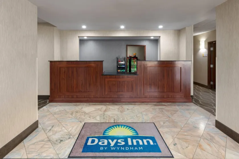 Days Inn by Wyndham Blairsville - Hall
