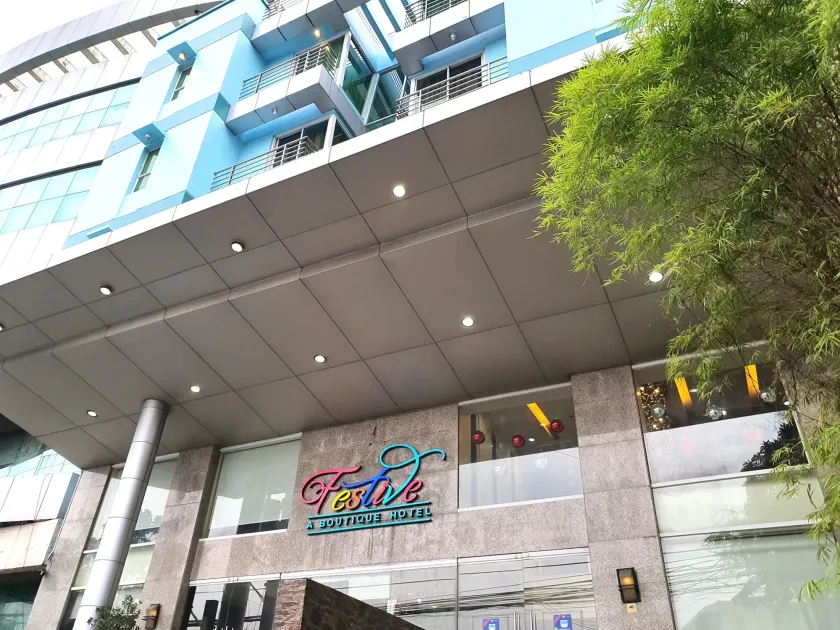 Festive Hotel Makati - Image 1
