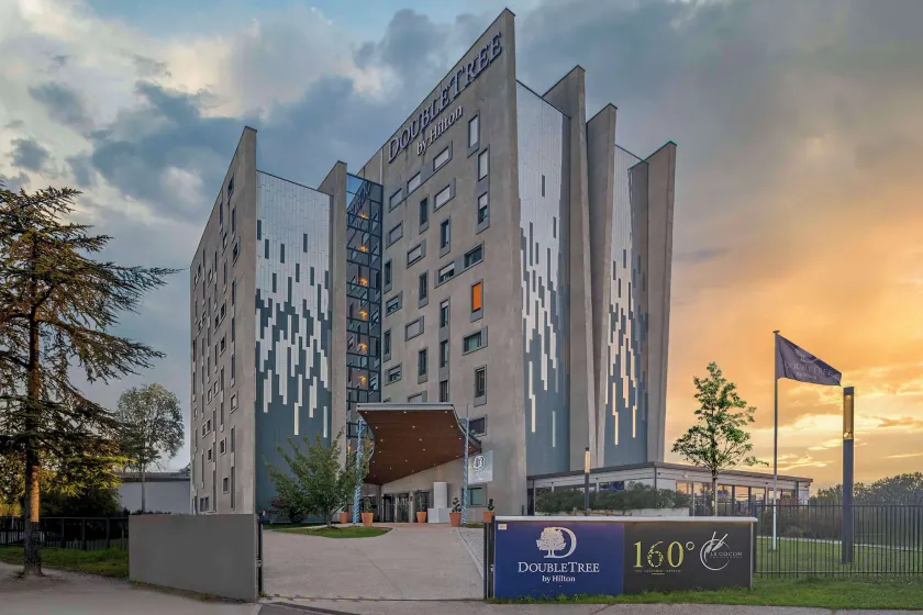 Golden Tulip Lyon Eurexpo - Image 1