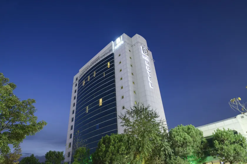 Baia Bursa Hotel - Image 1