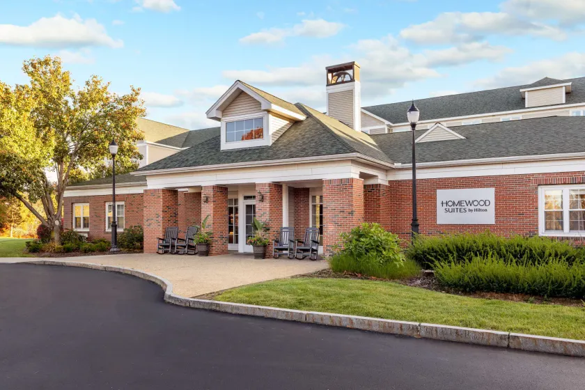Homewood Suites by Hilton Manchester/Airport - Image 1