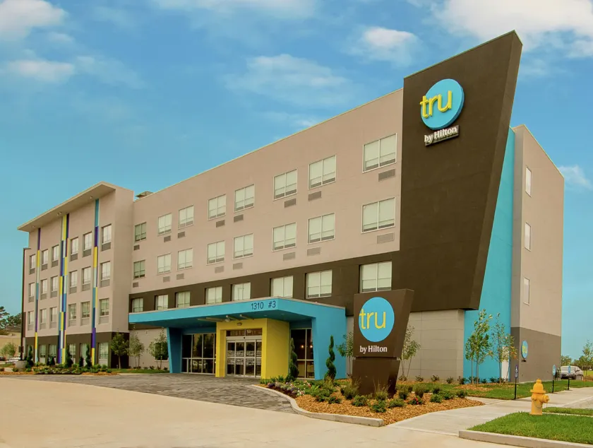 Tru by Hilton Lafayette River Ranch - Image 1