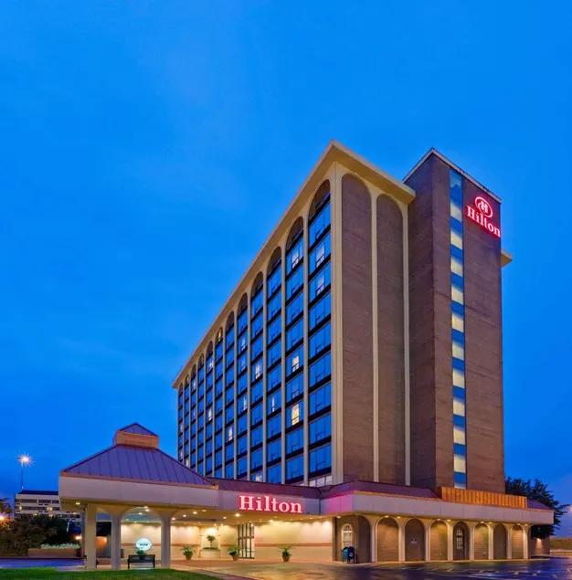 Hotel Belvoir Springfield - Image 1